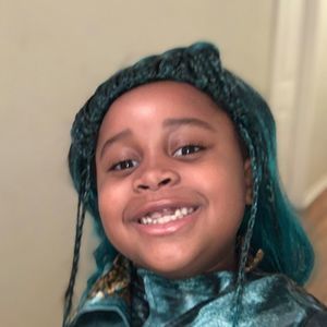 Meet your Posher, Nedra